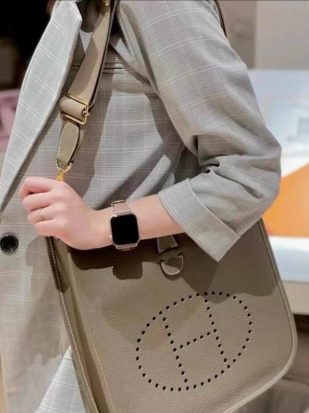 Hermès Evelyne Poche III 29 Taurillon Clemence Messenger Bag Crossbody Purse